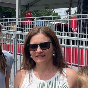 Meet your Posher, Laura